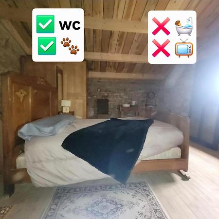 Nuit Insolite, Chambre Au Dessus D'Une Etable La Chapelle-Themer Bagian luar foto